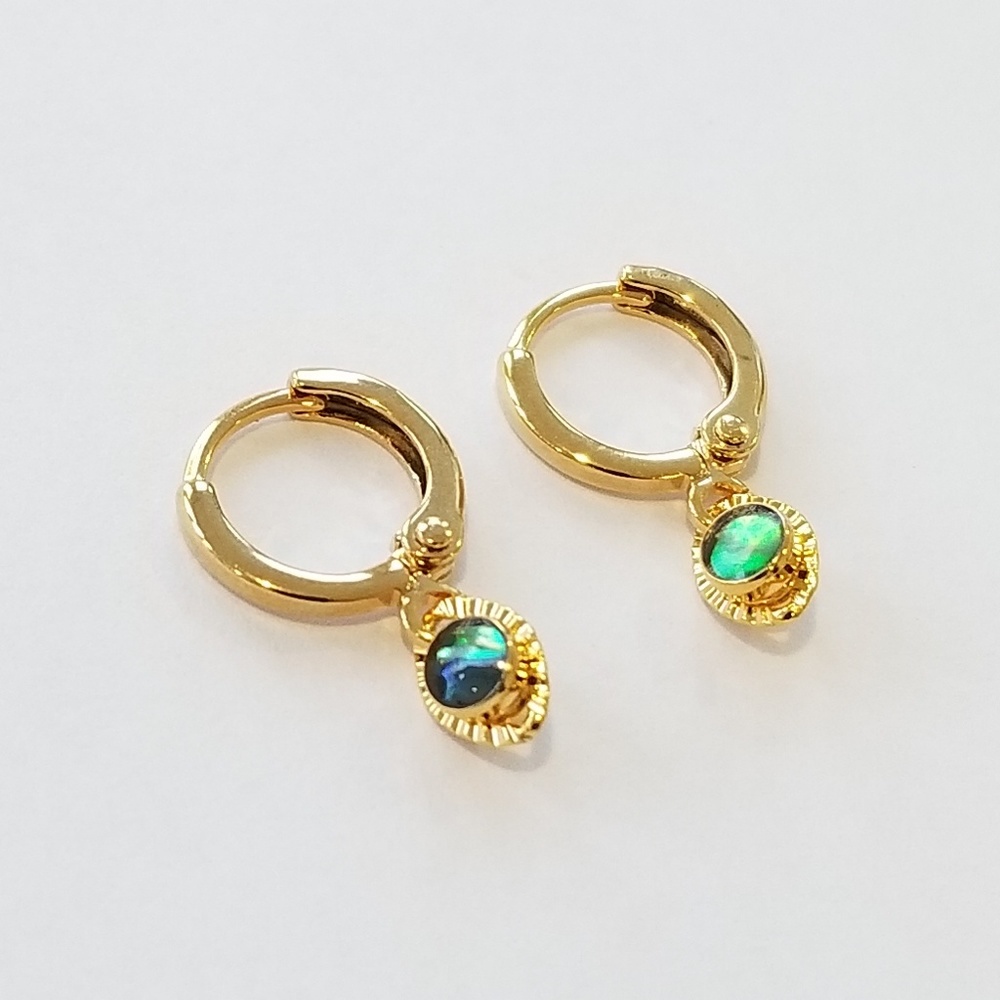 Small golden huggie hoop earring